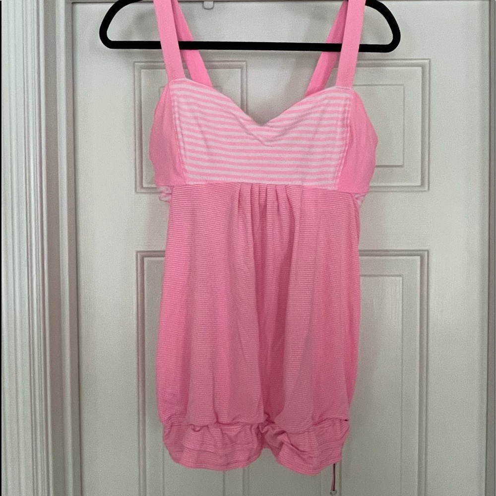 Lululemon yoga top